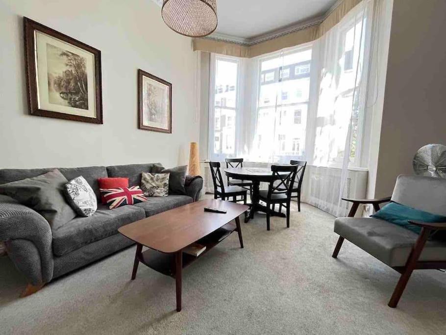 Wonderful Apartment In Earl'S Court London Eksteriør bilde